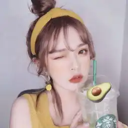  霸气闺蜜头像一对两张真人一左一右的抖音头像