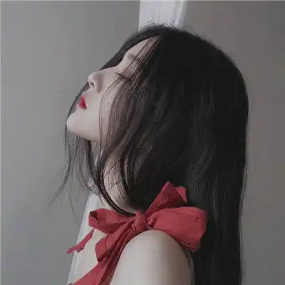  长发有气质女生文艺头像2018最新青春末尾是首没结局的离歌