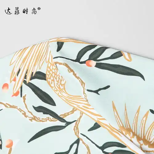  2019春装新款欧美时尚印花方领上衣高腰显瘦荷叶摆半裙套装