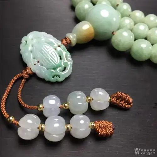  佛珠翡翠镶金玉佩