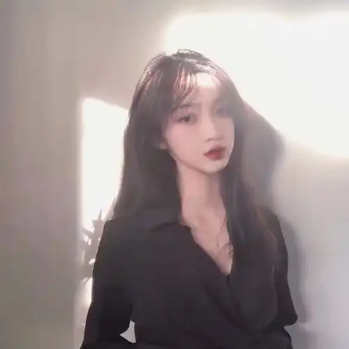  ins女生头像每个女孩最喜欢的歌背后,都有个没讲述的故事