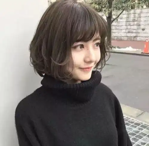 2019年最流行短发发型都在这里