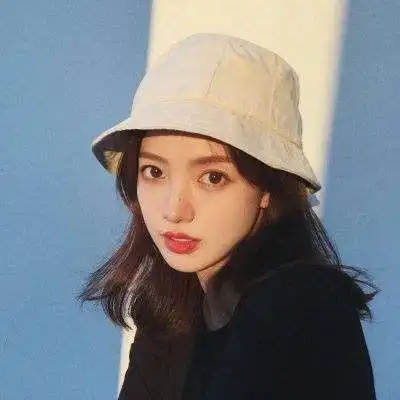 女生头像戴口罩 冷酷桑
