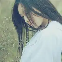  迷离的眼神很媚人的唯美女生qq头像