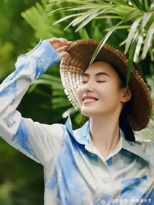  张柏芝的一组写真还是少女样