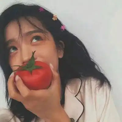  qq文艺女生头像女生,各种表情的都有