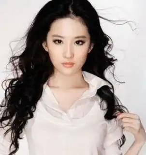  揭秘玉女刘亦菲家族让人叹为观止豪宅生活
