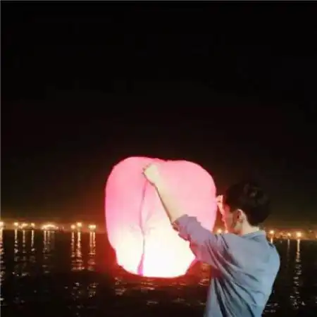  背影情侣头像一男一女,有时候真的很想和你走在一起