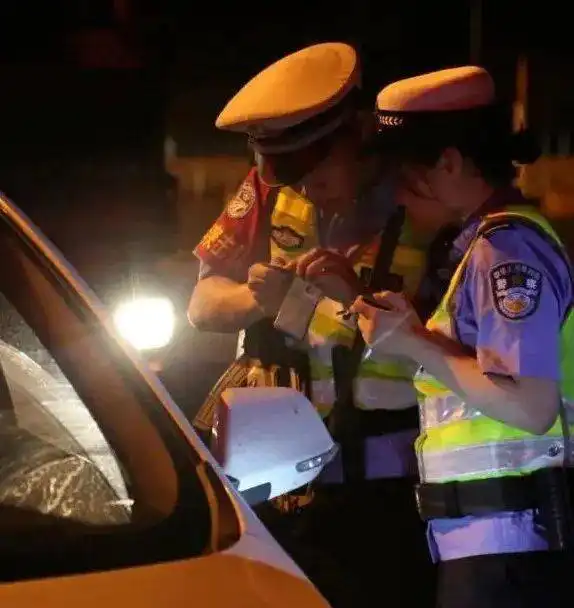  曝光湘n1j171驾驶人一次性被记12分,还有赣j52617豫qc7721等车辆驾驶人被处罚全国统一行动日