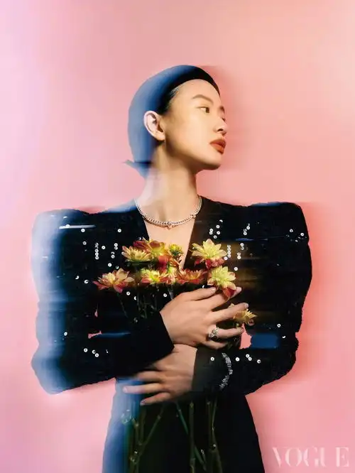  当女性艺术家遇到浪漫花卉,都有何奇妙灵感