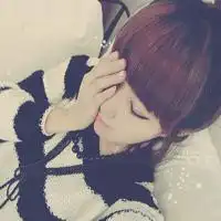  有没有好看的qq女生头像情侣的也可以