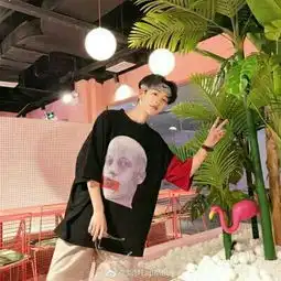  我可以跟在你身后,像影子追着光梦qq男生头像我要个性网