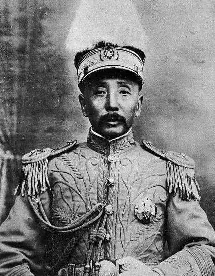  为何在少帅中张作霖只是中将真实中的张大帅军衔又是怎样