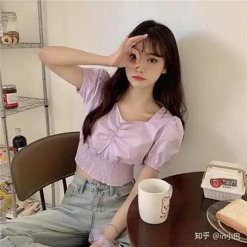  泡泡袖上衣,可御可攻可甜又减龄,让你的少女感俏皮得自带腔调