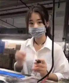  小姐姐被偷拍后,在抖音意外走红,却直言不愿意去当网红了