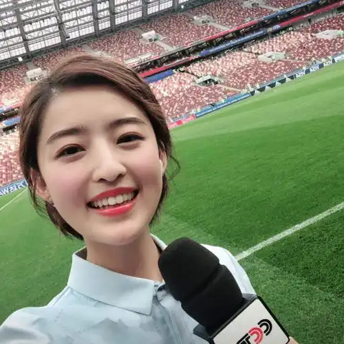  她是前央视美女主持人,因睡觉耽误了工作,如今成了体育博主