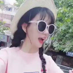  我可以站在你身后,像影子追着光梦游
