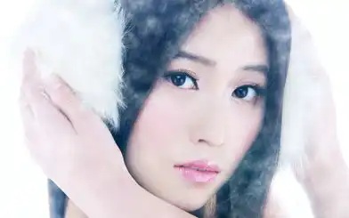  宁丹琳气质美女桌面壁纸