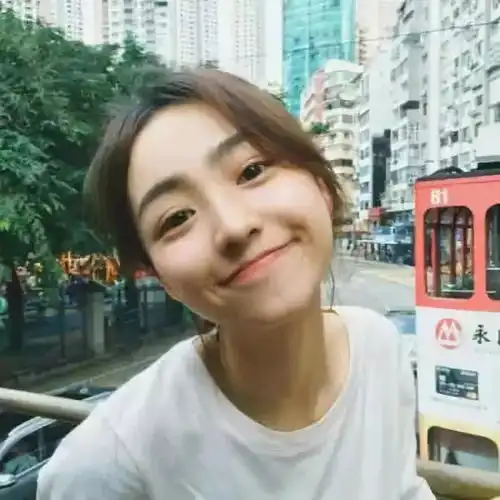 头像职业女性微信高清头