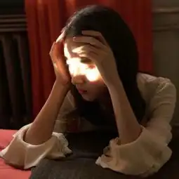 30岁女生微信头像简约气