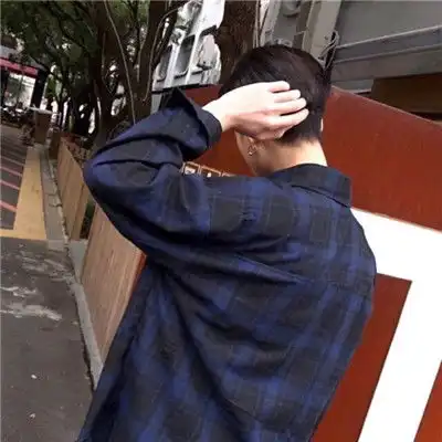  霸气男生戴口罩不露脸头像2018能错过是福气能遇见也是
