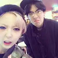 qq聊天群头像大全好看女