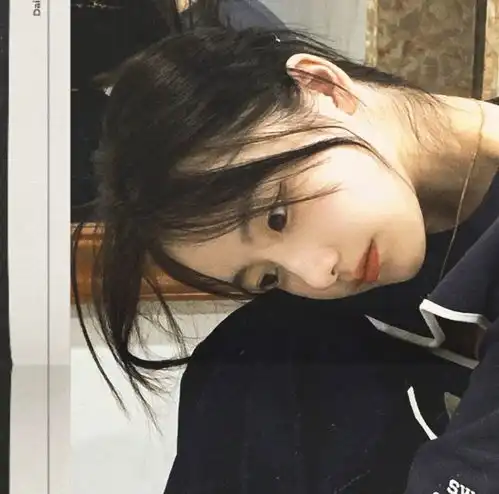 女生头像ins高级质感夏
