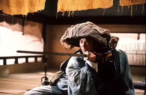  你注意到金庸小说里,那些为大侠加持攻击力的宝剑了吗