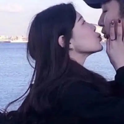 2018最潮最火女生头像侧