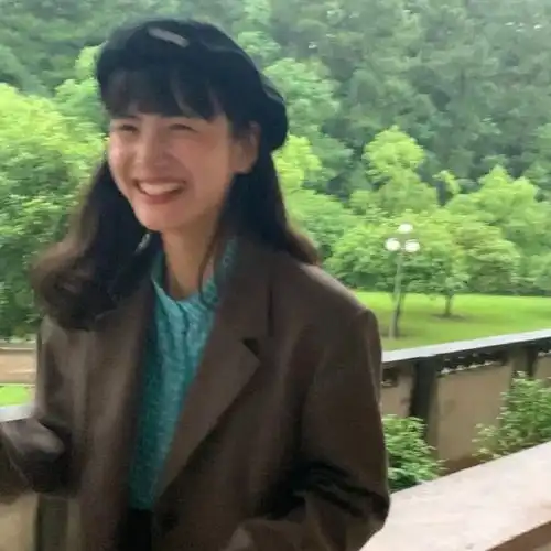  ins女生头像慢慢理解世界,慢慢更新自己