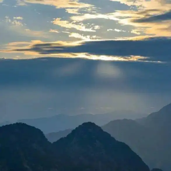  追雨逐云雾,山中忘忧思,这样的美景你值得拥有