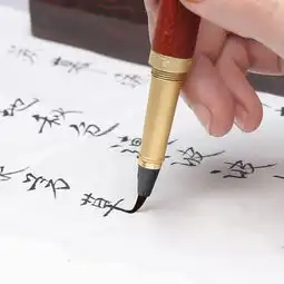  传统的毛笔早落伍新款毛笔式钢笔火了,爸爸一下买了三支