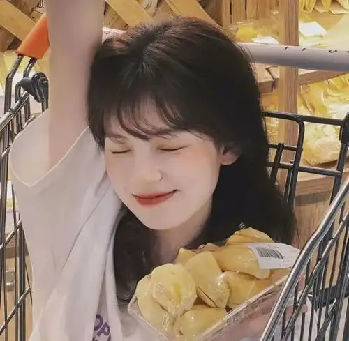  头像超级动心的女生头像