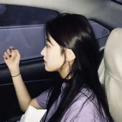 2018最潮最火女生头像侧