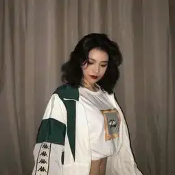  阿言超拽女头