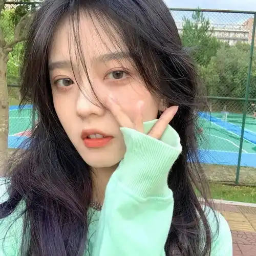  女生头像小众高级10