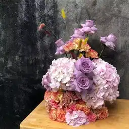  一周花讯法国小王子人体花艺大秀2019花艺趋势解读