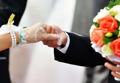  属牛的人,何时能结婚生子