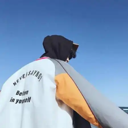  时尚潮流微信头像男,追求潮流只是一种调情