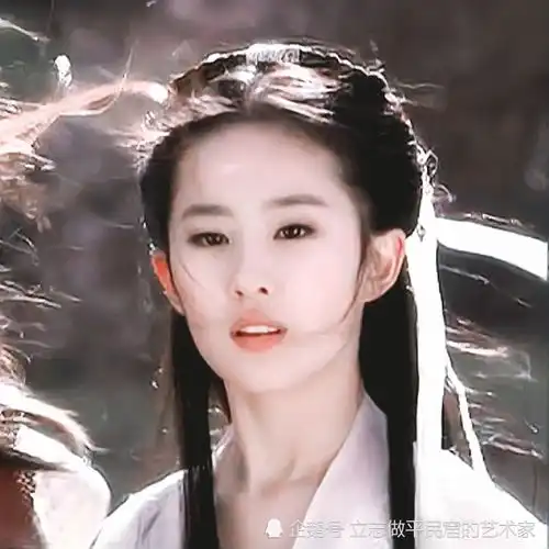  古装美女刘亦菲新剧图透上热搜