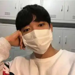  戴口罩的男生头像阳光帅气2018用我青春时光拼我今生辉煌