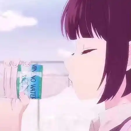 夫妻微信头像一人一半合