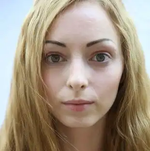  乌克兰出美女敖德萨成真人芭比之乡