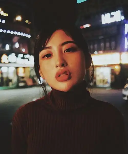  超级高冷酷酷的欧美女头像谢谢大家啦