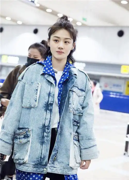  微胖身材马思纯穿搭小套路,春天女孩这么穿,日常搭配简约又显瘦
