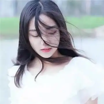  2020热门女生快手头像可爱气质女生是个奇怪的生物