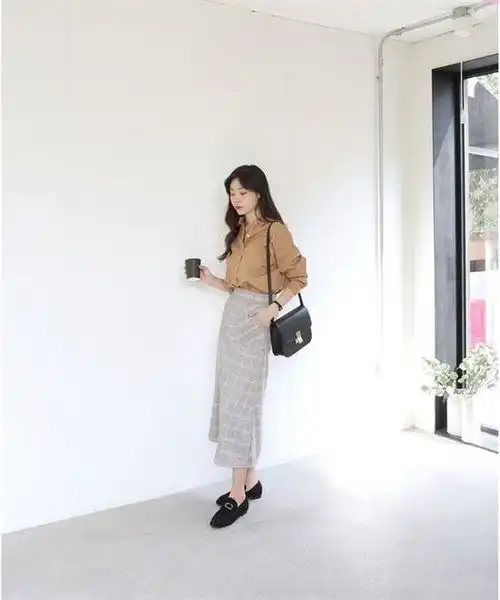  职业女性经典穿衣搭配图片
