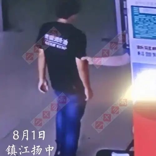  江苏镇江,男子不戴口罩进商场,被拦后直接打人,民警拘留七天