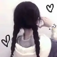  伤感不露脸头像女生