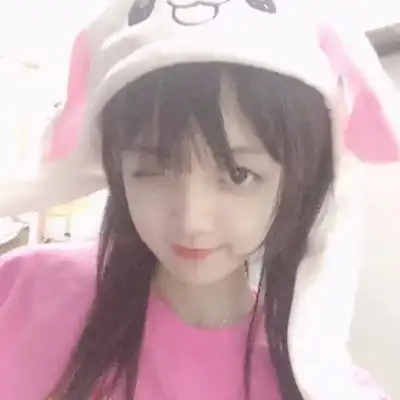 30岁女生微信头像简约气